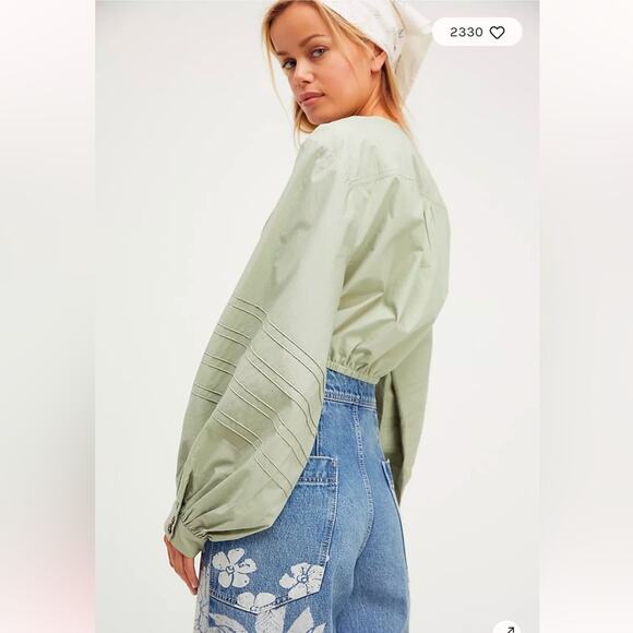 Free People Gigi Front Tie Balloon Sleeve Crop Top green tea 100% cotton boho M - Picture 2 of 11